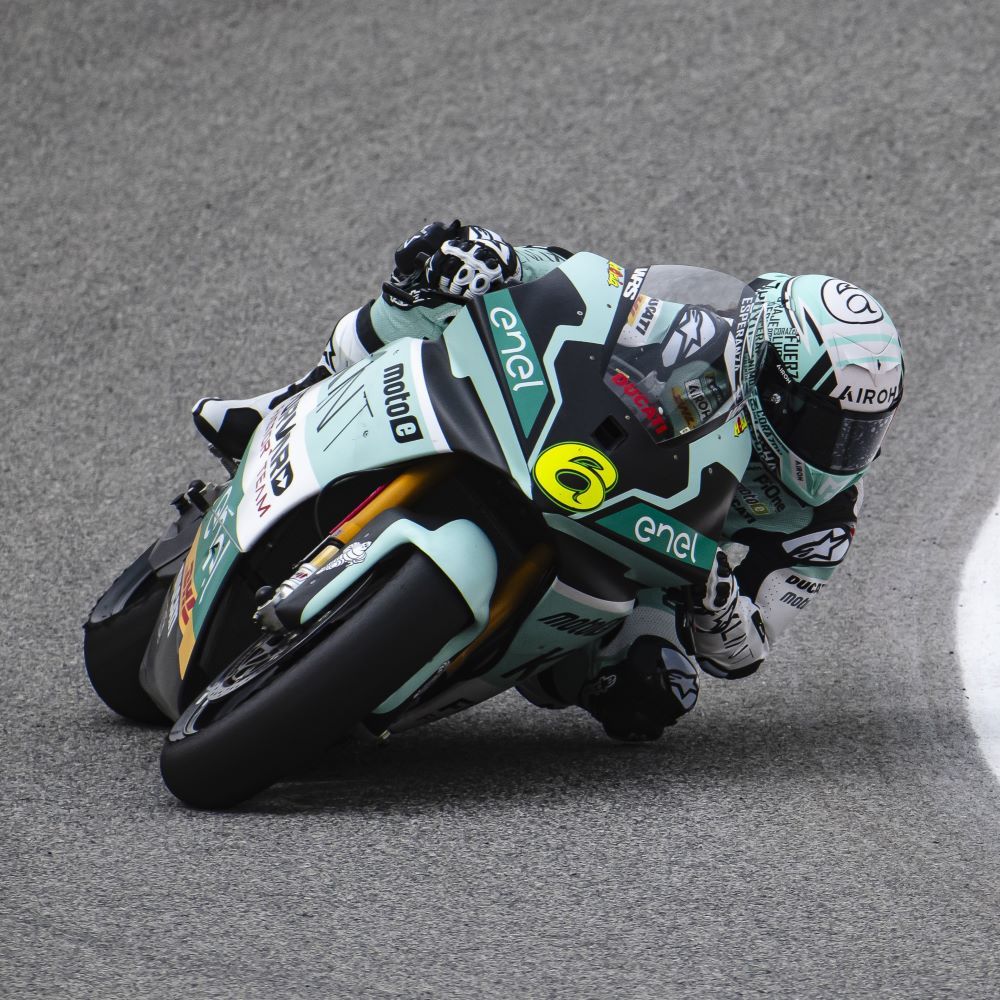 maria_herrera_on-road