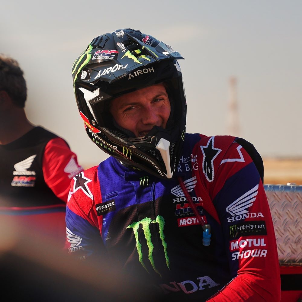 tosha_schareina_rally-raid