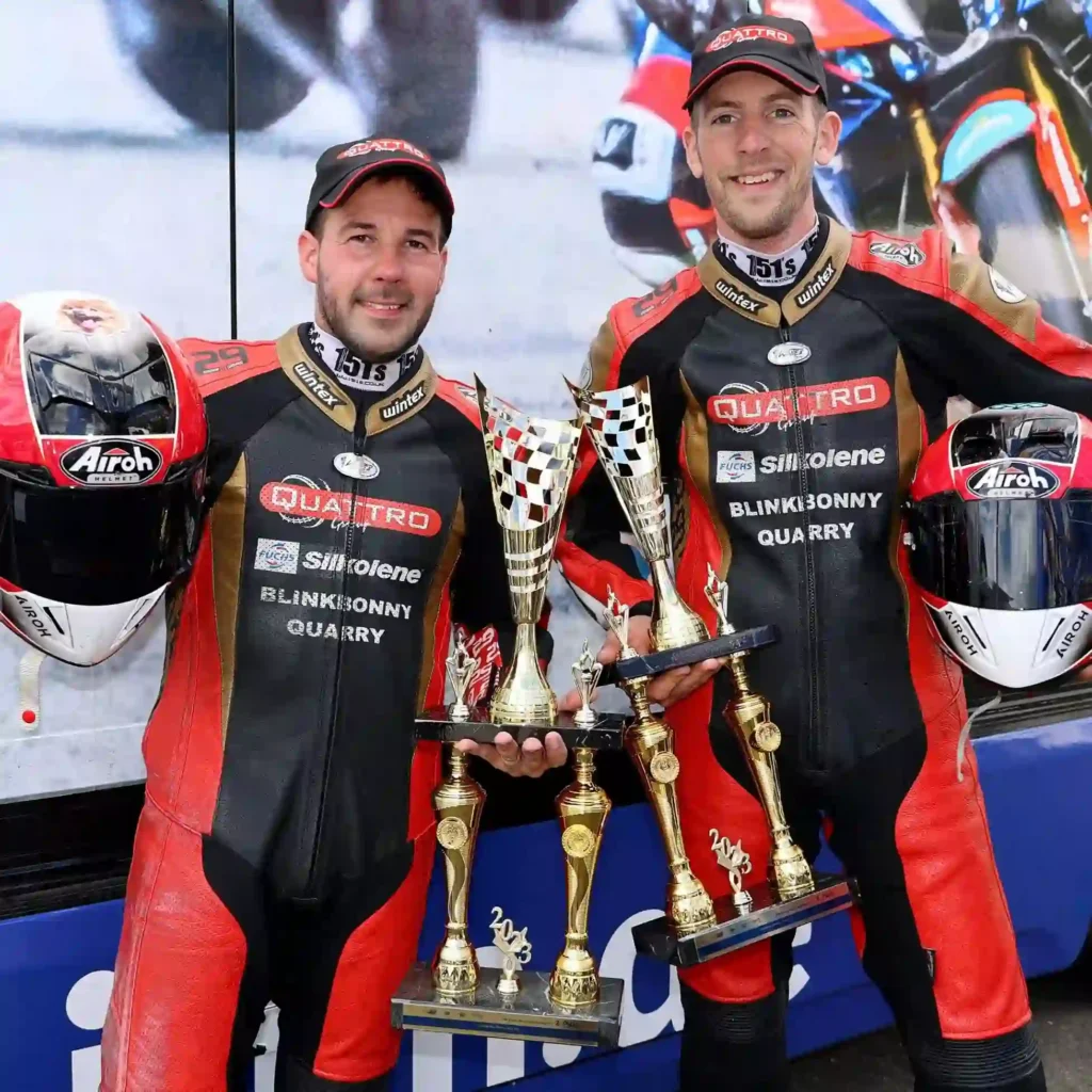 stephen-kershaw_ryan-charlwood_on-road