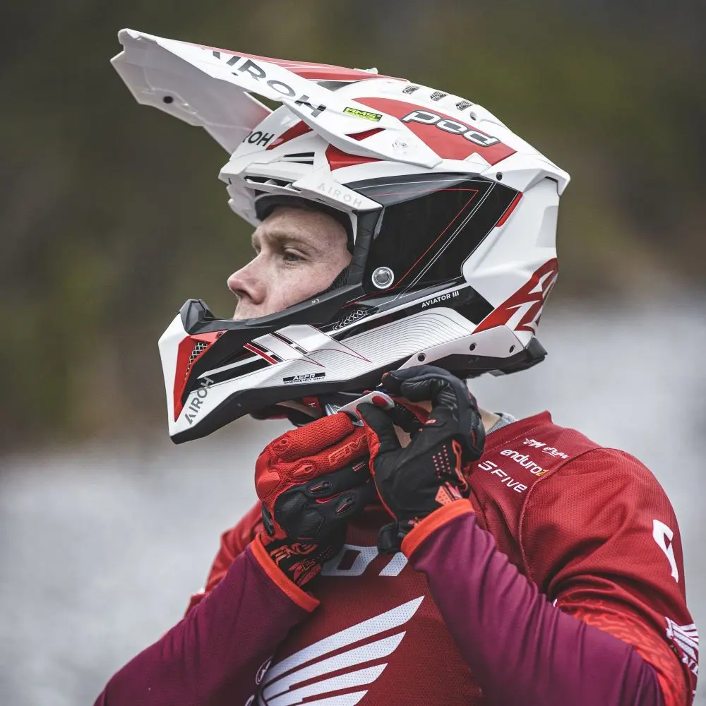 steve-holcombe_cover